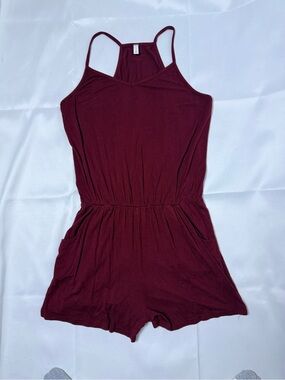 Women’s Maroon Sleeveless Romper with Pockets